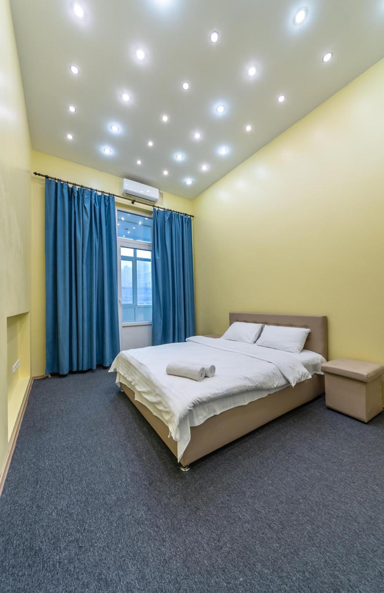 Kievacccommodation Near Gulliver 24H Self Check-In Exteriér fotografie